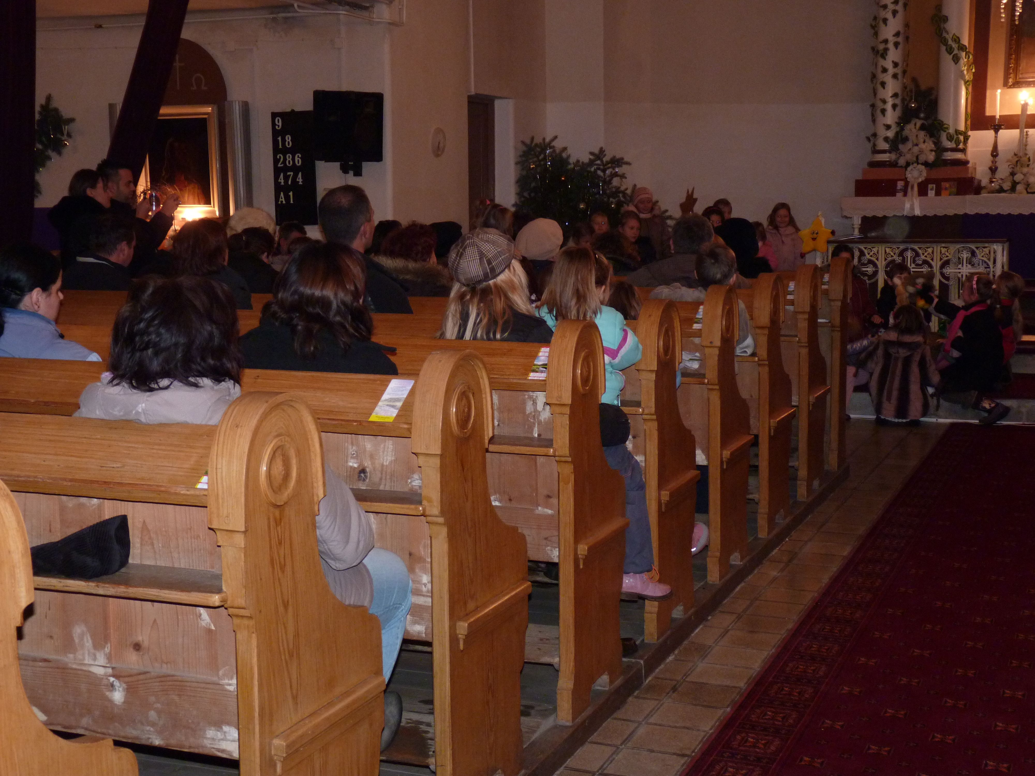 Vianočný koncert v Evanjelickom kostole 2010 011.jpg