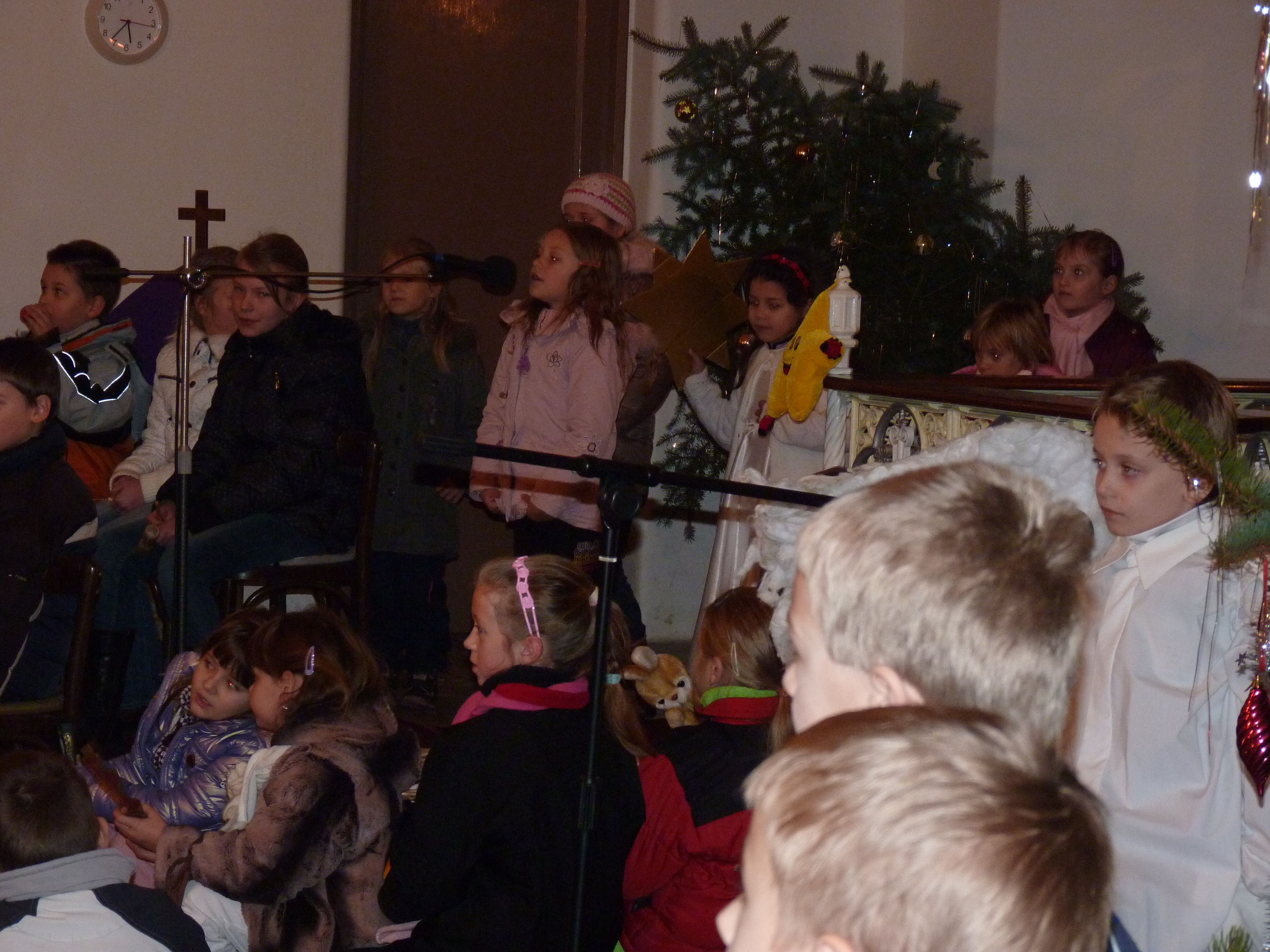 Vianočný koncert v Evanjelickom kostole 2010 016.jpg