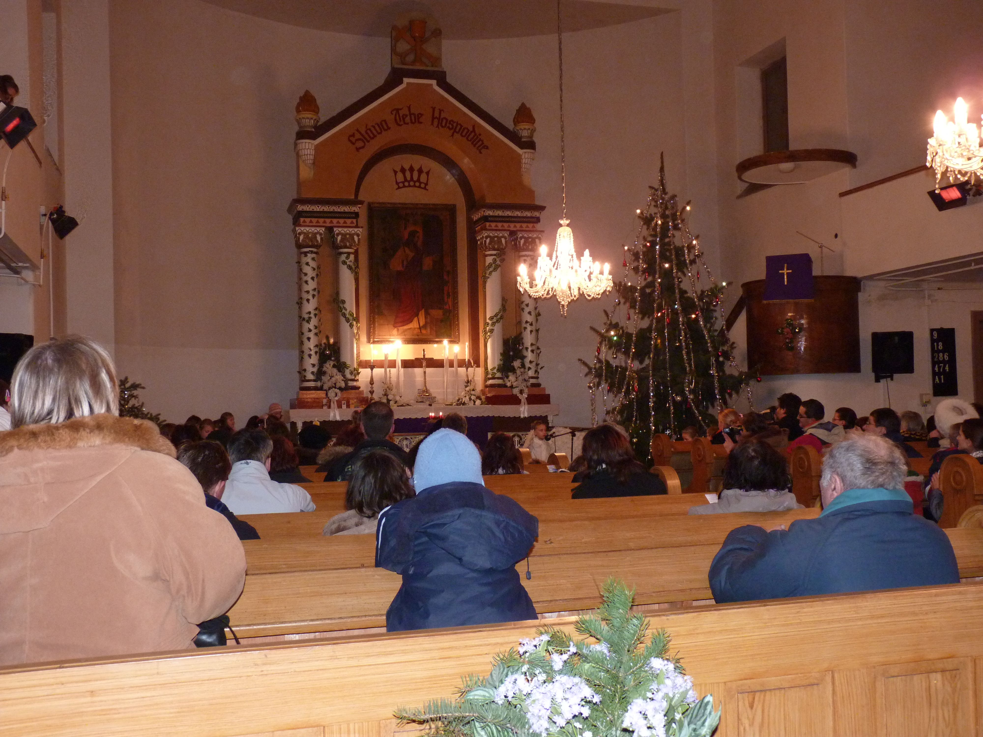 Vianočný koncert v Evanjelickom kostole 2010 020.jpg