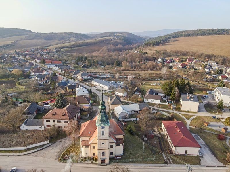 kostolne4.jpg